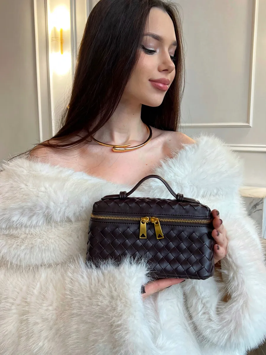 Small Woven Manila Bag